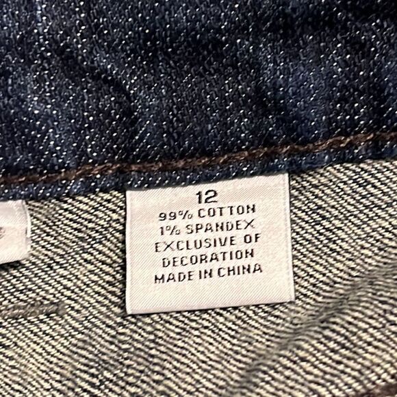 Capri Pants Woman’s Size 12 Mid Rise Dark Wash Denim Stretch Jeans Liz Claiborne - Picture 10 of 10